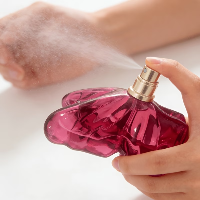 Unique Perfume Fragrance - น้ำหอมสเปรย์สำหรับผู้หญิง La Bom.ba ขนาด 2.7 ออนซ์/80